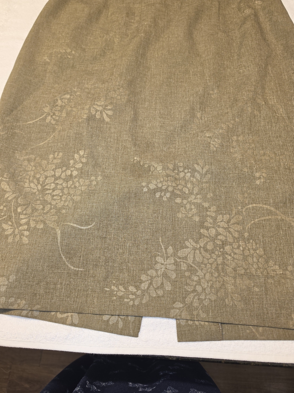 Olive Green Midi Skirt with Subtle Floral Jacquard